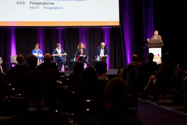 Prof. M. Colecchia and Prof. C. Jeronimo co-chaired the EAU Lab session on integrating biological insights with clinical care, focusing on neuroendocrine differentiation and its clinical challenges.