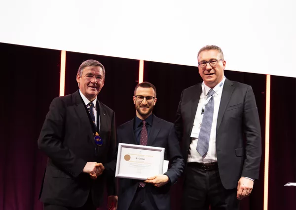Dr. Riccardo Campi received the EAU Hans Marberger Award for his paper on robotic vs. open kidney transplantation