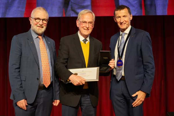 P. Rathert, EAU Ernest Desnos Prize
For extraordinary contributions to the History of Urology