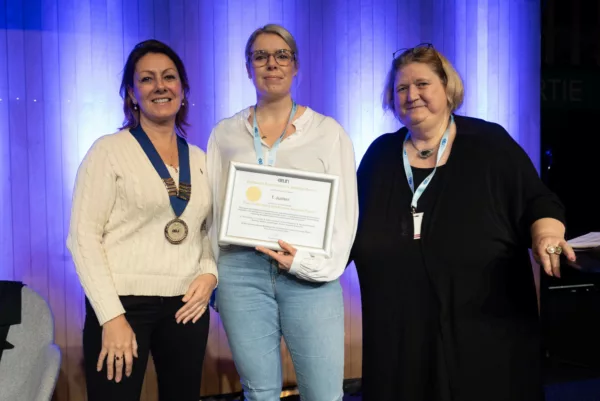 Prize for Best EAUN Nursing Research Project Plan Presentation, to T. Junker