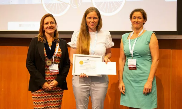 First prize for Best Practice-development Oriented Poster Presentation, L.D. Ostergaard