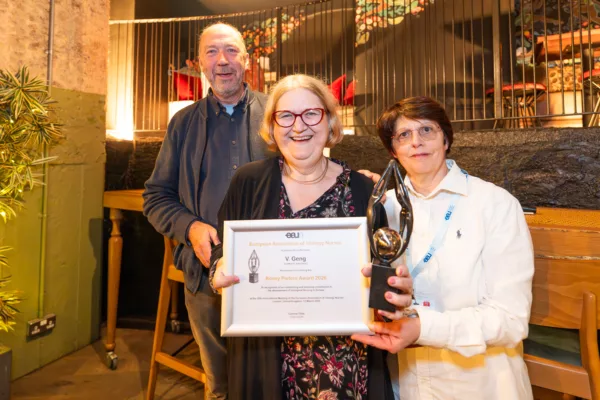 Nurse scientist Ms. Veronika Geng (DE) has won the prestigious Ronny Pieters Award for her contributions to European urological nursing education. The award was presented at the EAUN Annual Nurses’ Dinner, recognising her 40+ years in nursing research and education.