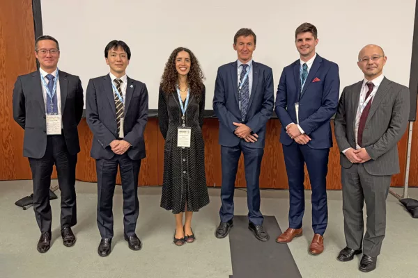 Standing pose photo consisting of urologists 1 woman and 5 men