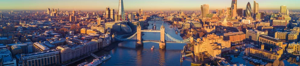 Find practical guidance for travelling to London for EAU26, including how to reach the congress venue and how to book accommodation through the official EAU hotel service.